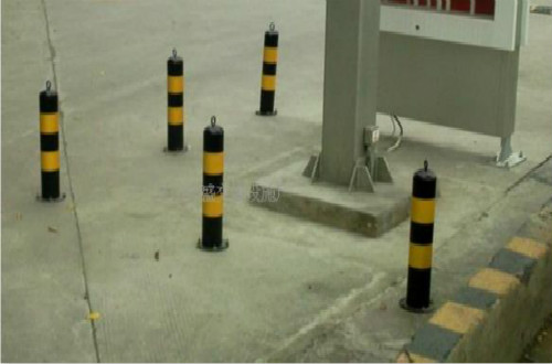 道路防護柱竟然變身家具，讓人體驗不一樣的溫暖
