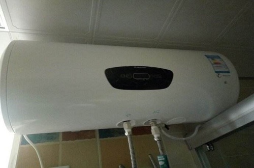 電熱水器品牌阿里斯頓使用時突然爆炸