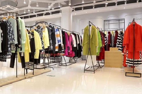 女裝民族品牌太平鳥2019年夏裝發布會