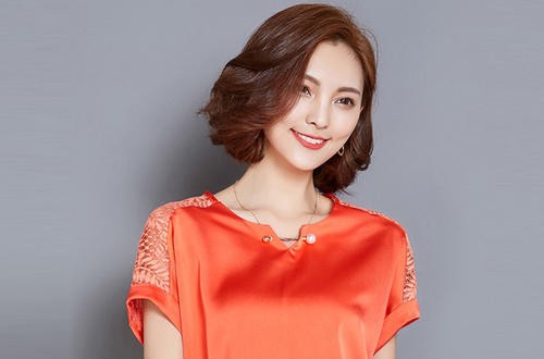 玖姿女裝正品：玖姿女裝演繹自信優雅